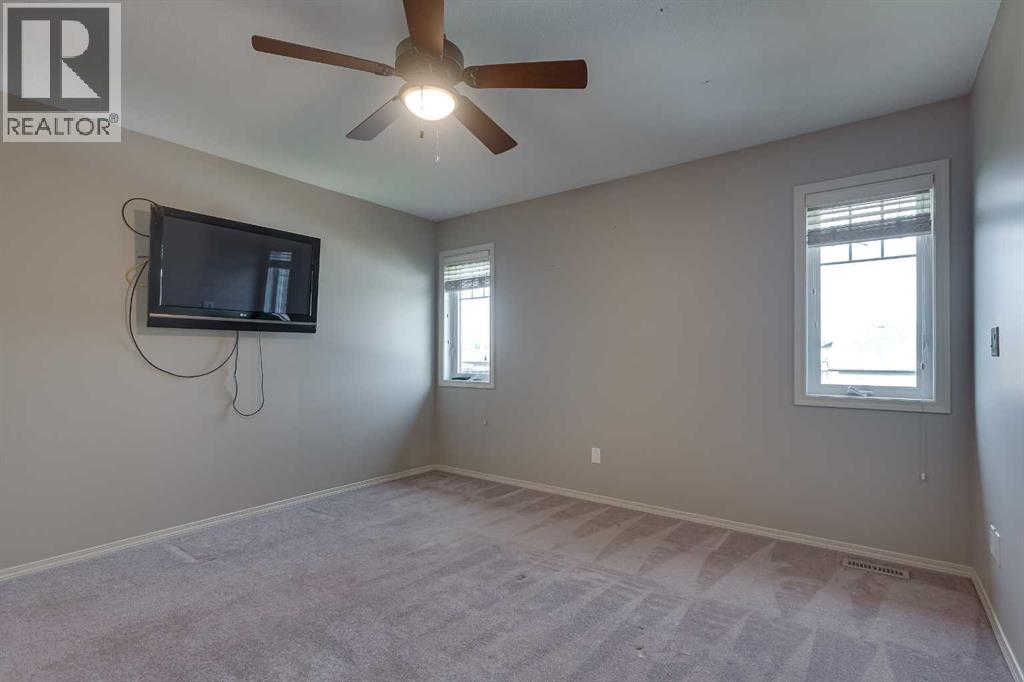 Photo 26 of 56 Illingworth Close, Red Deer AB