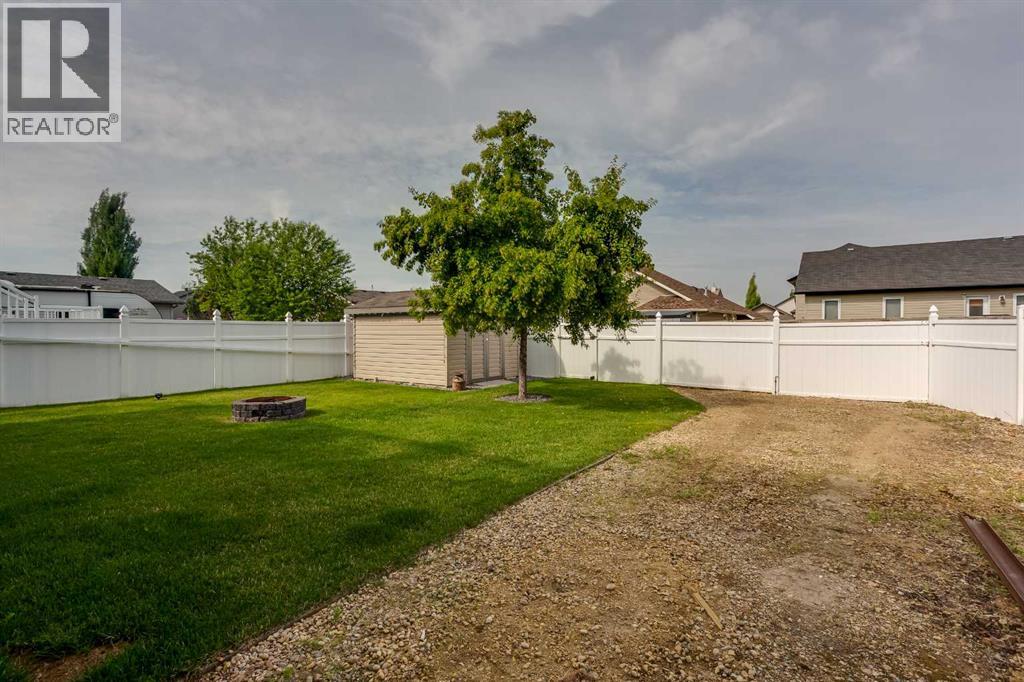 Photo 42 of 56 Illingworth Close, Red Deer AB