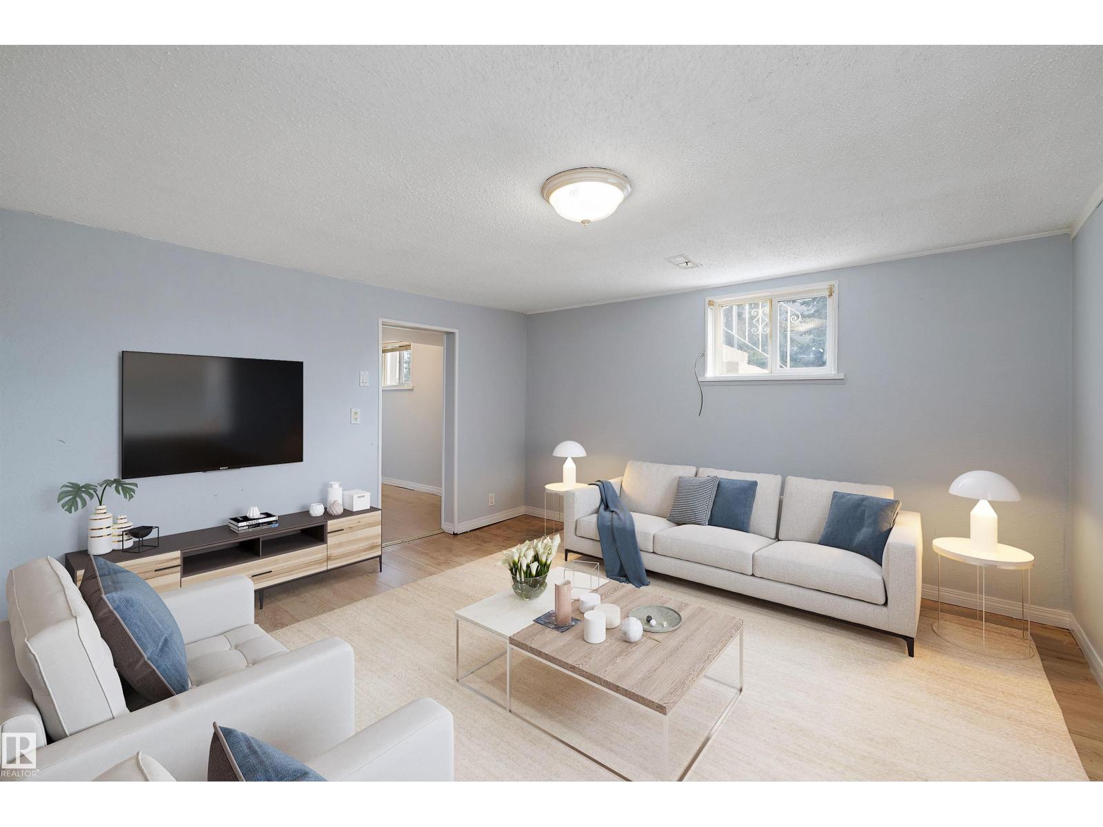 Photo 27 of 8020 115 Av Nw, Edmonton AB
