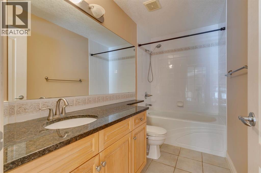 Single Family House for Sale in  Evergreen Drive SW Evergreen Calgary 