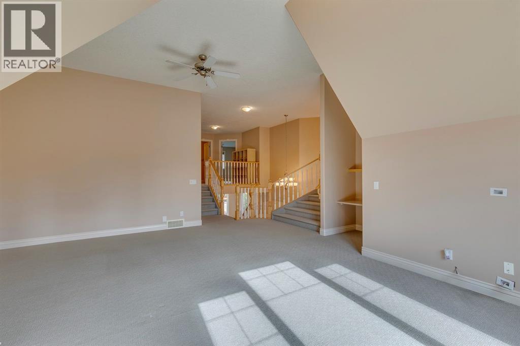 Single Family House for Sale in  Evergreen Drive SW Evergreen Calgary 