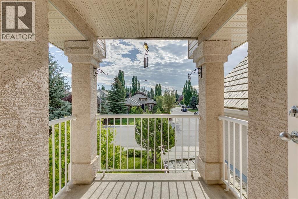 Single Family House for Sale in  Evergreen Drive SW Evergreen Calgary 
