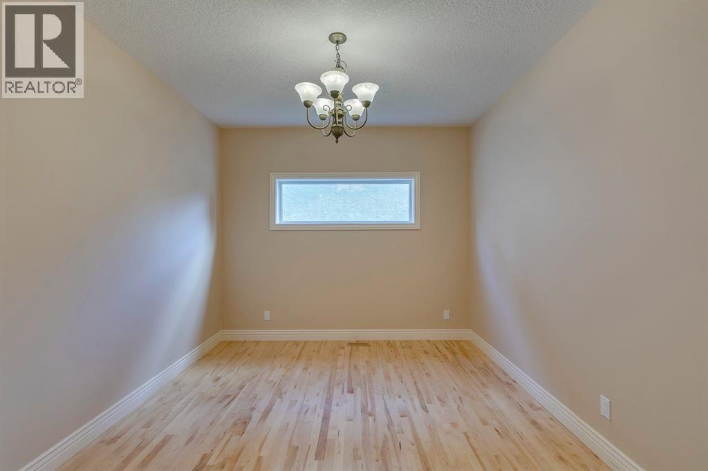 Single Family House for Sale in  Evergreen Drive SW Evergreen Calgary 