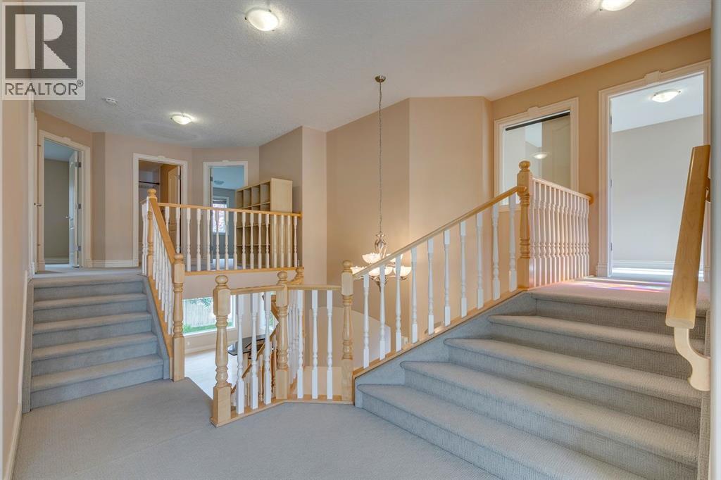 Single Family House for Sale in  Evergreen Drive SW Evergreen Calgary 