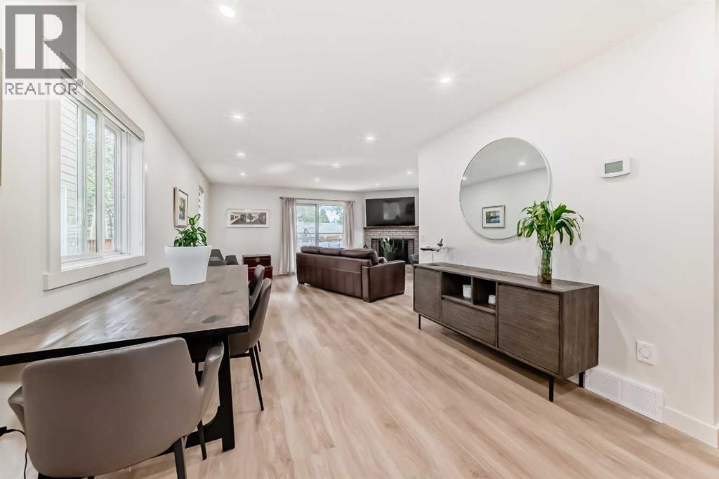 Photo 7 of 329 37 Street Sw, Calgary AB