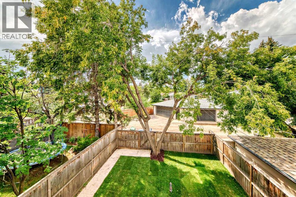 Photo 25 of 329 37 Street Sw, Calgary AB