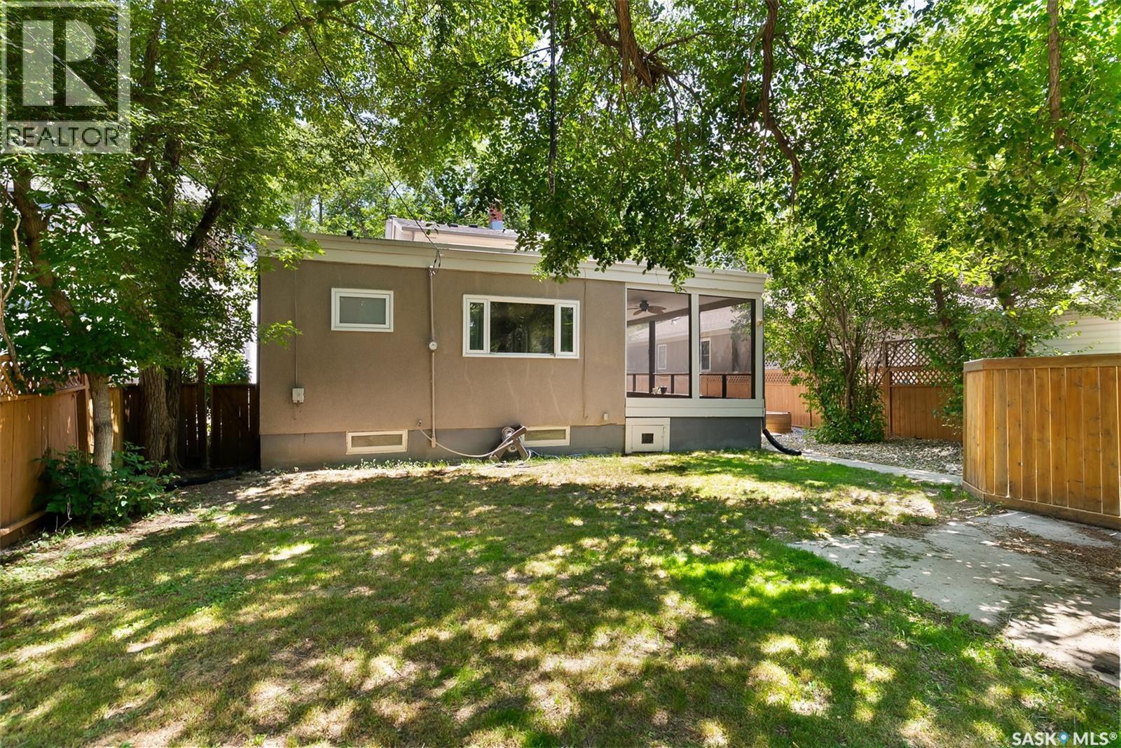 Photo 43 of 2930 Angus Street, Regina SK
