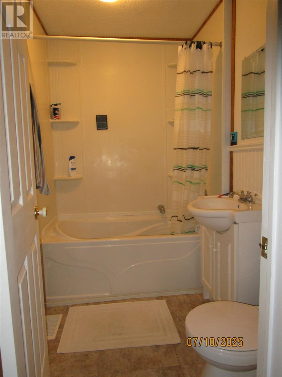 Photo 16 of 64 Curran Dr, Sault Ste Marie ON