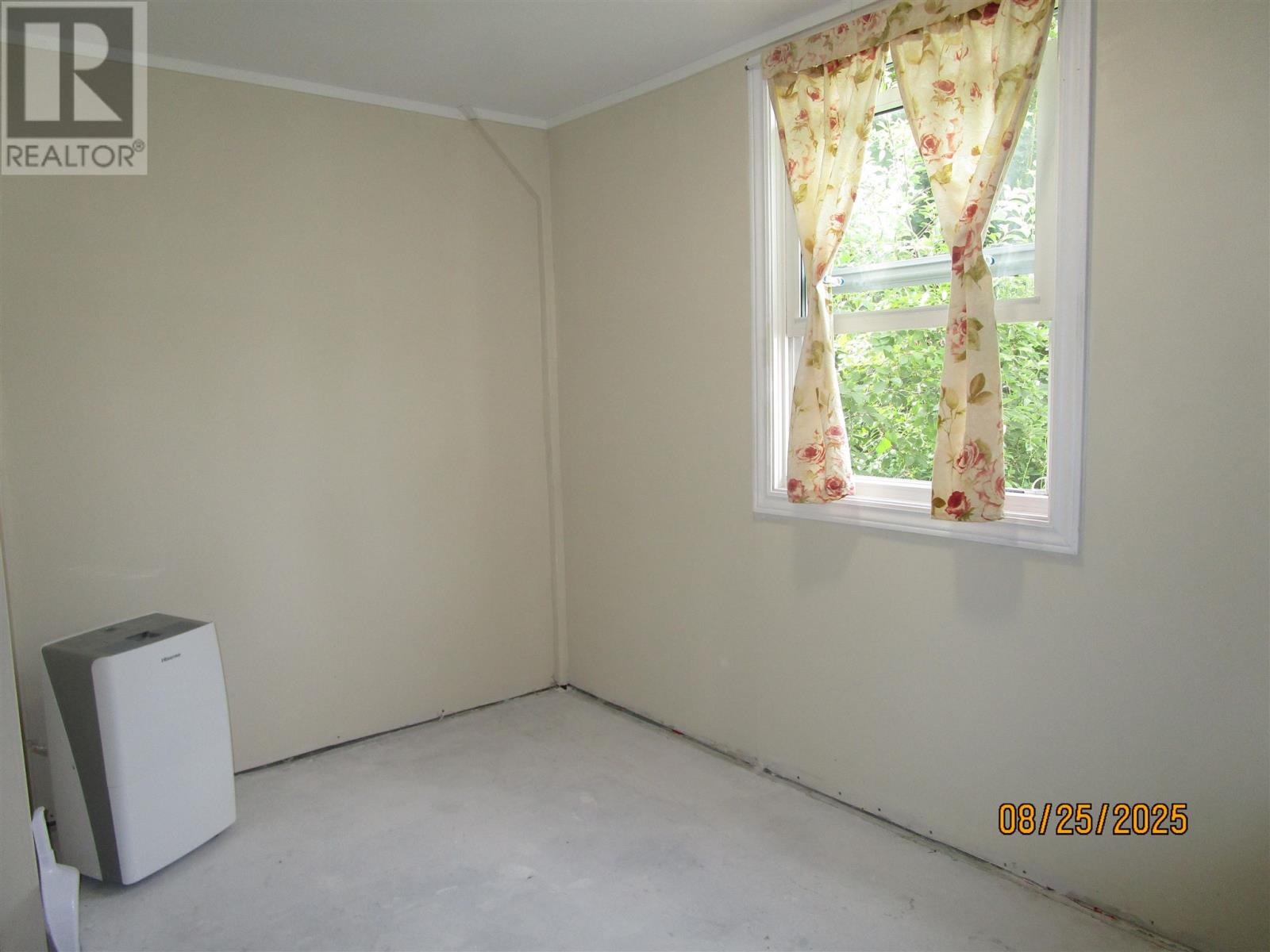 Photo 23 of 64 Curran Dr, Sault Ste Marie ON