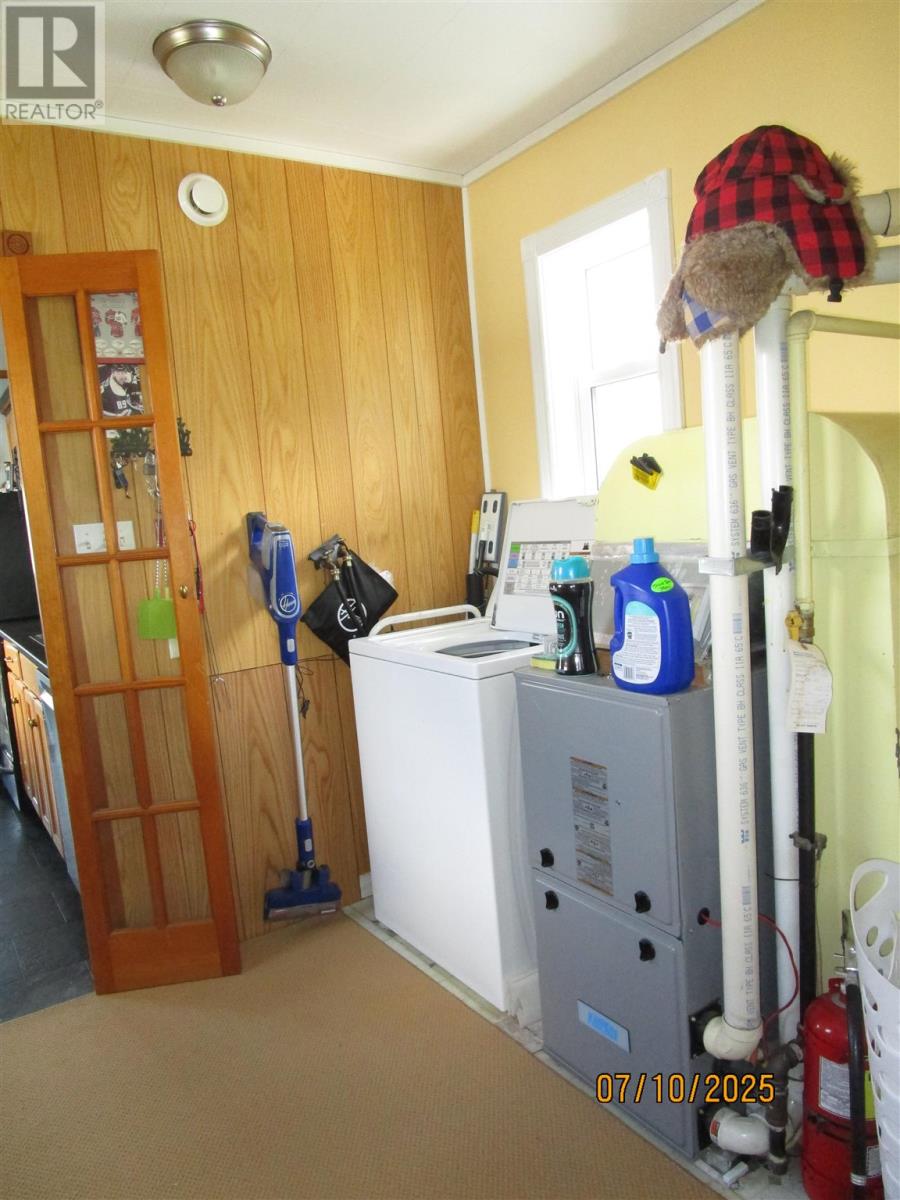 Photo 7 of 64 Curran Dr, Sault Ste Marie ON