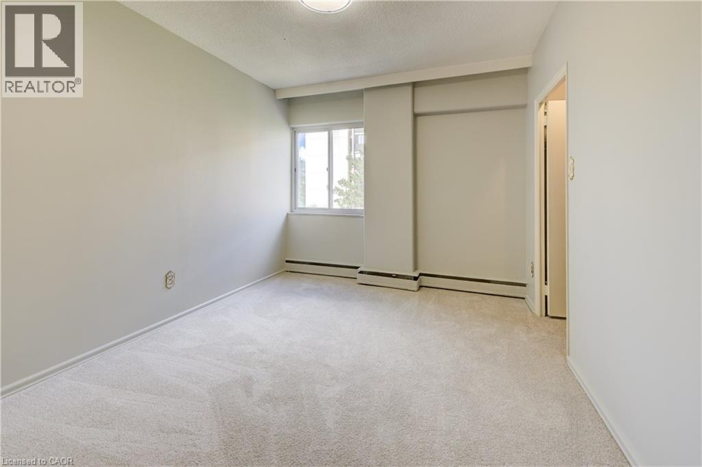 Photo 21 of 45 Westmount Road N Unit 407, Waterloo ON