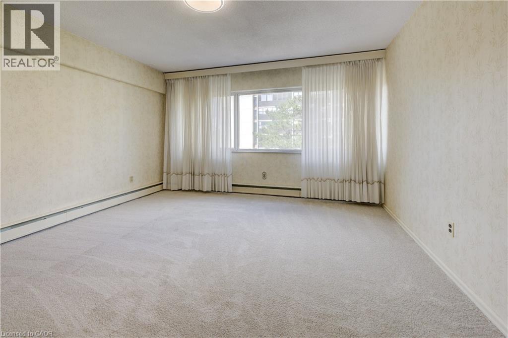 Photo 19 of 45 Westmount Road N Unit 407, Waterloo ON