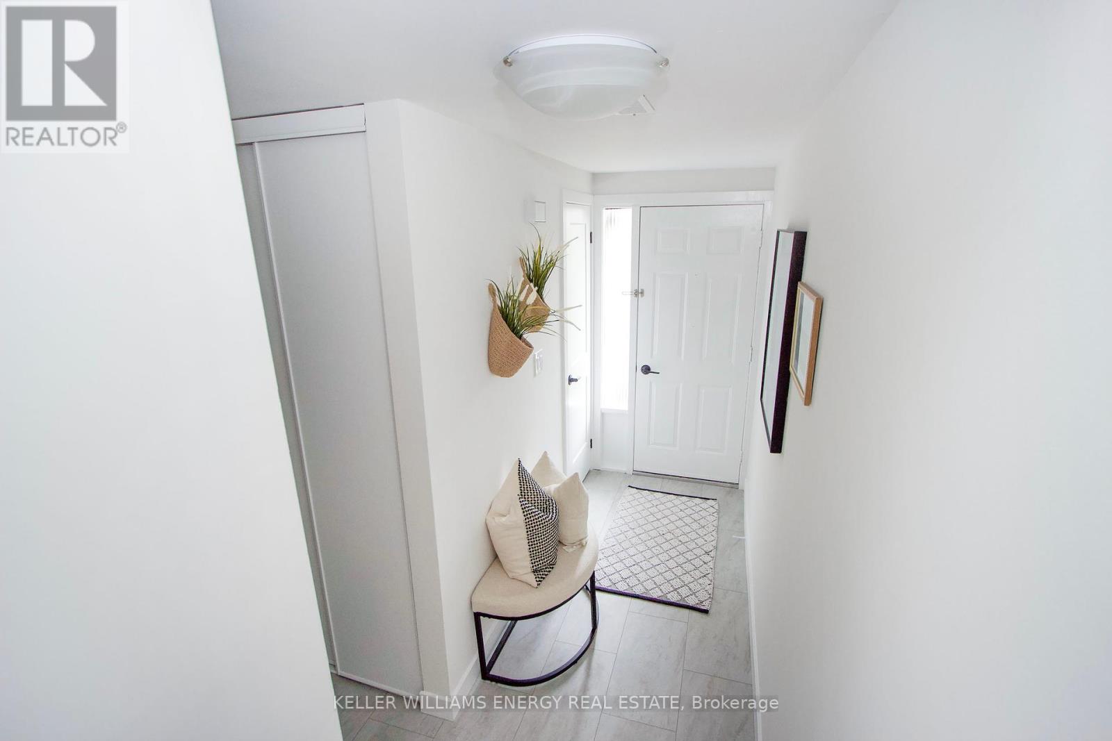 Photo 2 of 60 1133 Ritson Road N, Oshawa ON