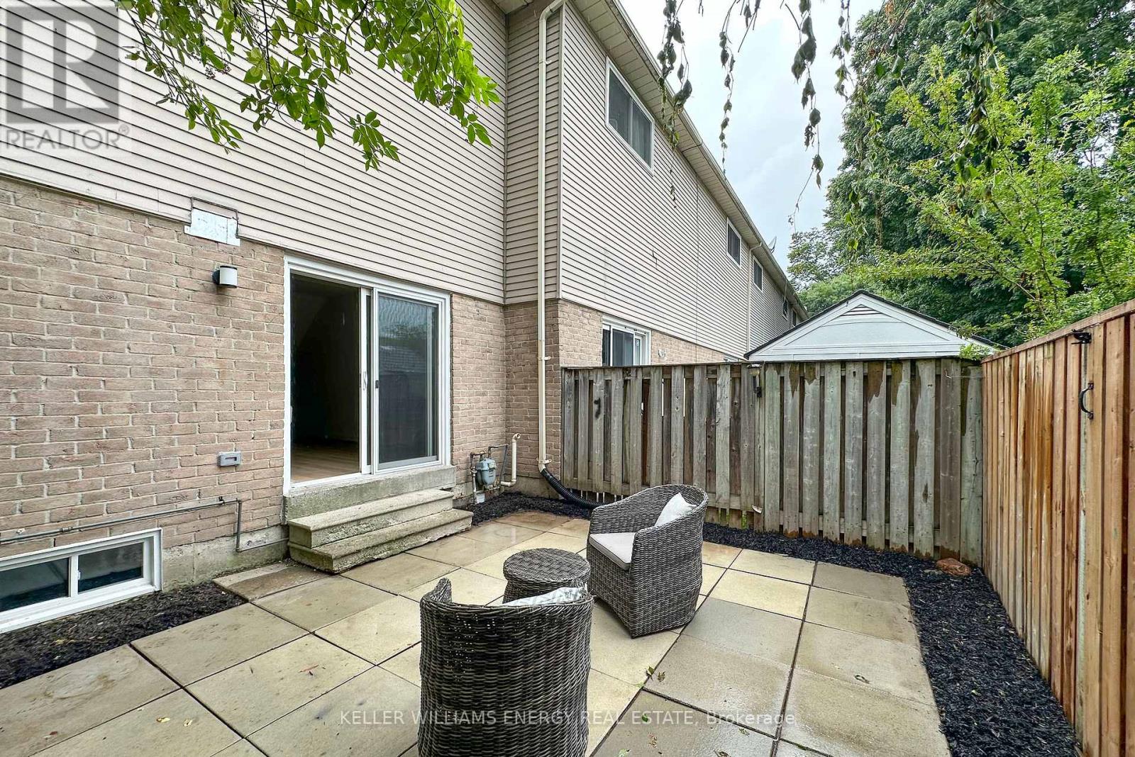 Photo 20 of 60 1133 Ritson Road N, Oshawa ON