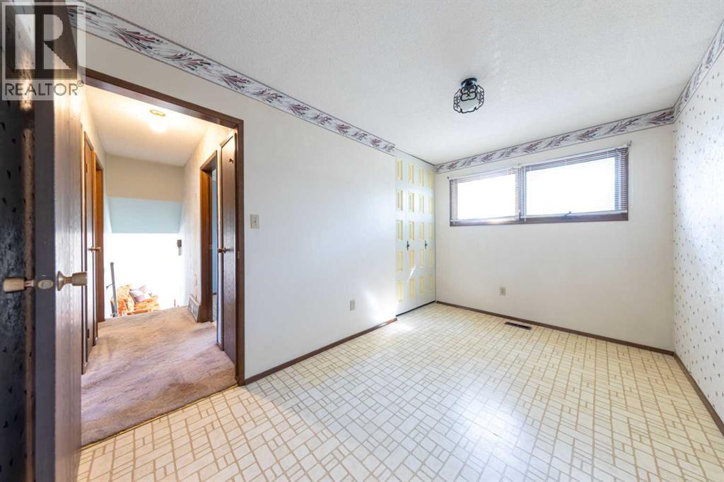 Photo 16 of 5204 32 Street, Lloydminster AB