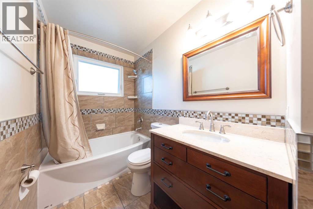Photo 14 of 5204 32 Street, Lloydminster AB