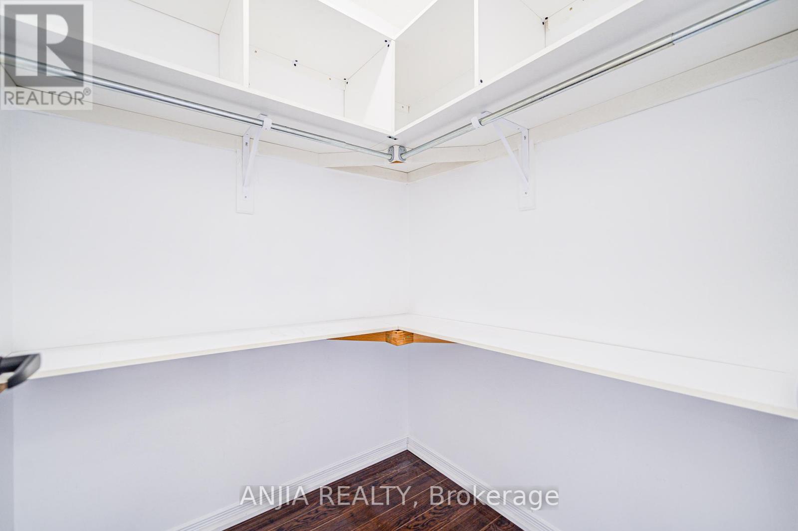 Photo 29 of 66 Alfred Paterson Drive, Markham ON