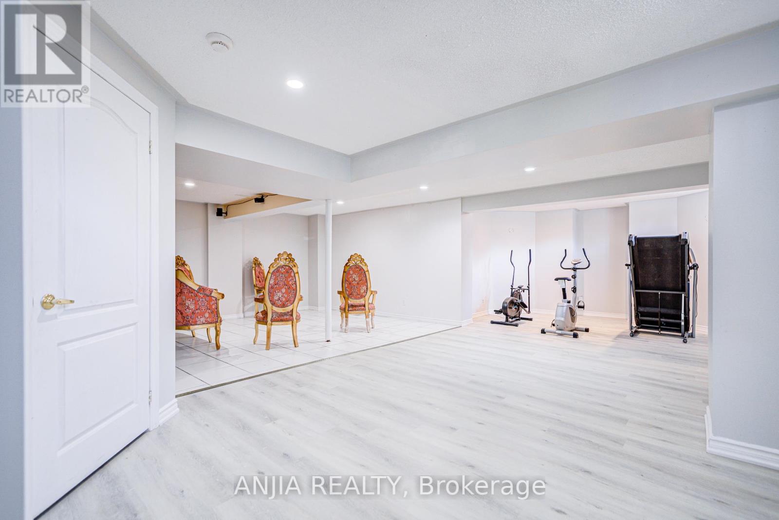 Photo 41 of 66 Alfred Paterson Drive, Markham ON