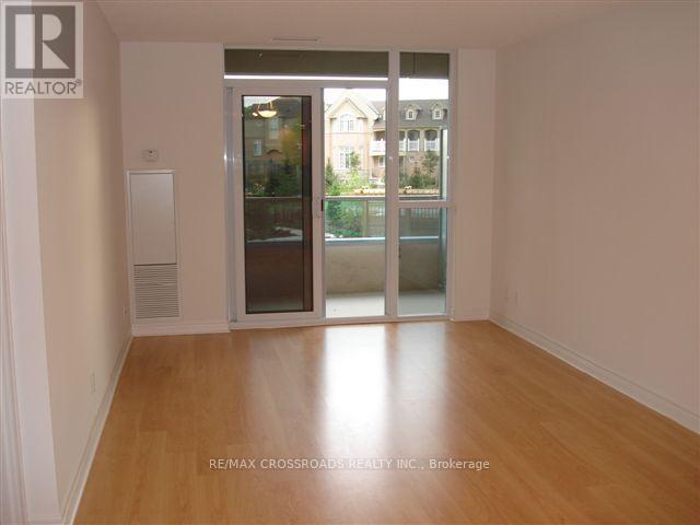 Photo 6 of 206 33 Cox Boulevard, Markham ON