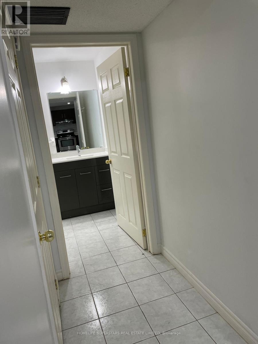 Photo 8 of Basement 11 Ferncliffe Crescent, Markham ON