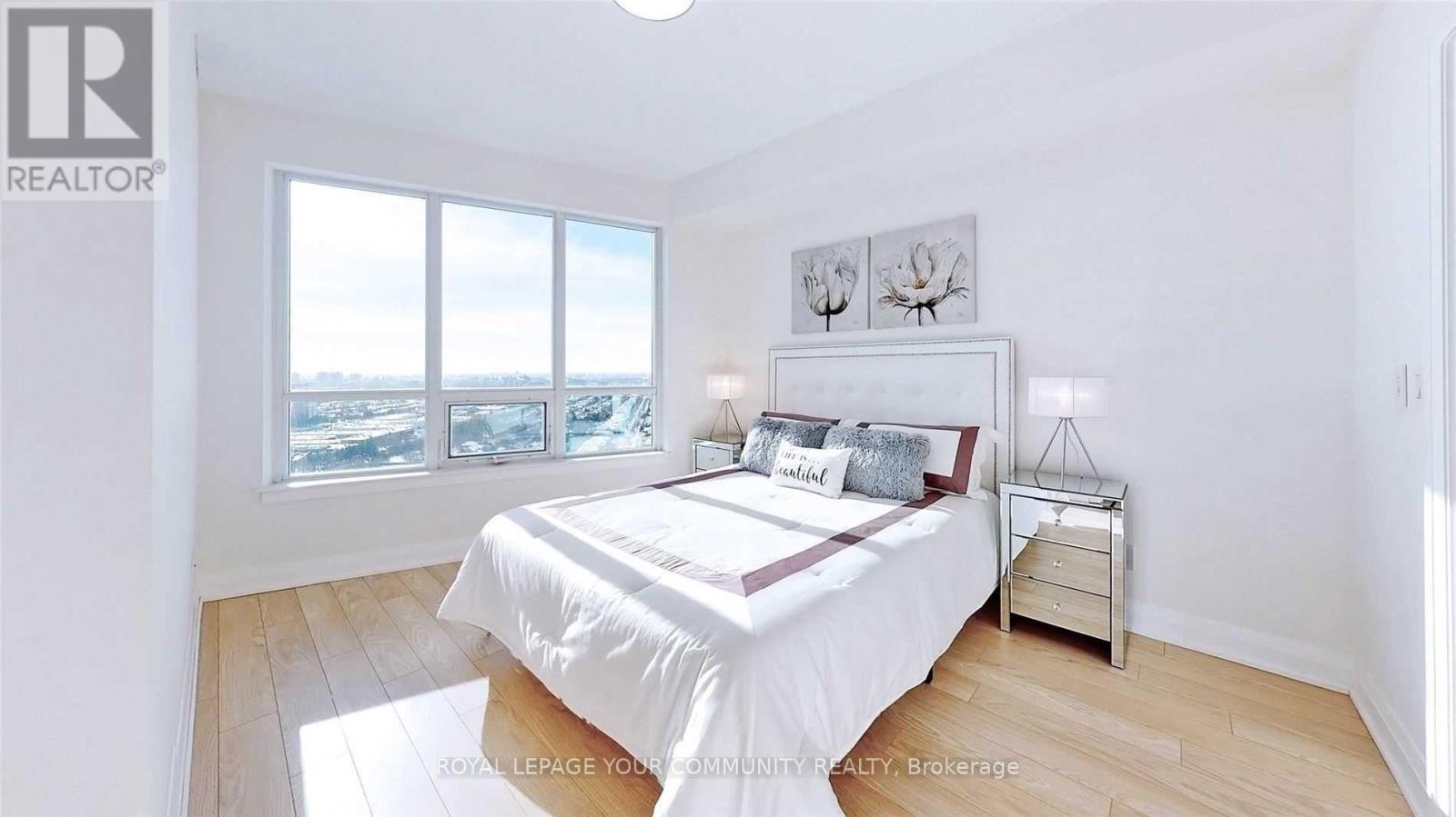 Photo 15 of 2426 7161 Yonge Street, Markham ON