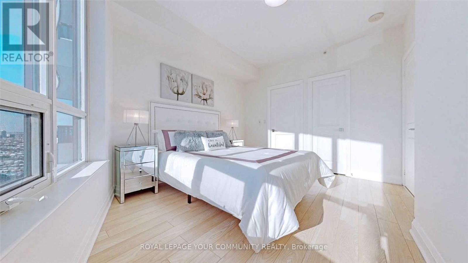 Photo 17 of 2426 7161 Yonge Street, Markham ON