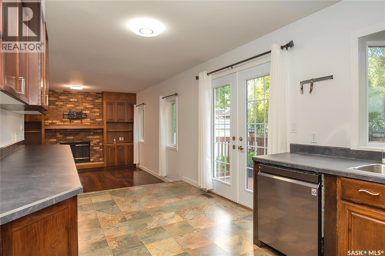 Photo 11 of 2715 Livingstone Bay E, Regina SK