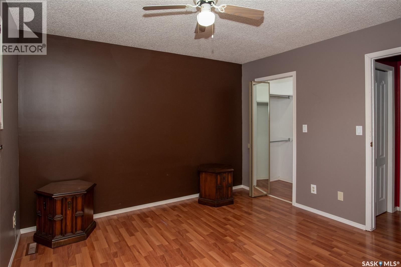 Photo 21 of 2715 Livingstone Bay E, Regina SK