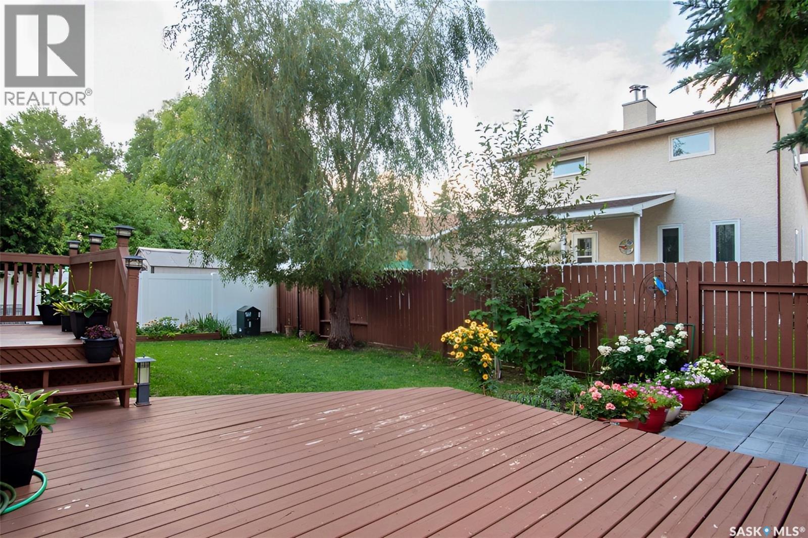 Photo 31 of 2715 Livingstone Bay E, Regina SK