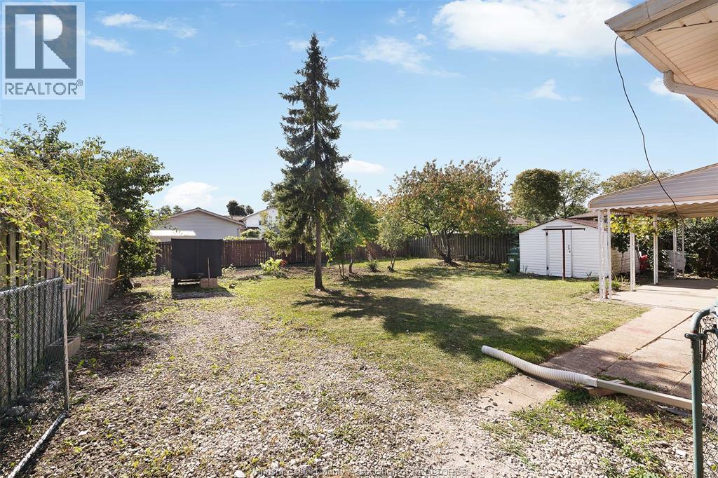 Photo 27 of 3117 Austen Drive, Windsor ON