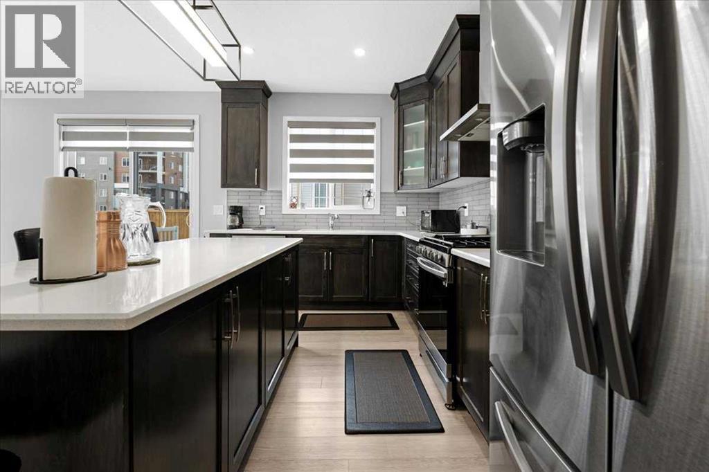 Photo 11 of 93 Yorkville Terrace Sw, Calgary AB