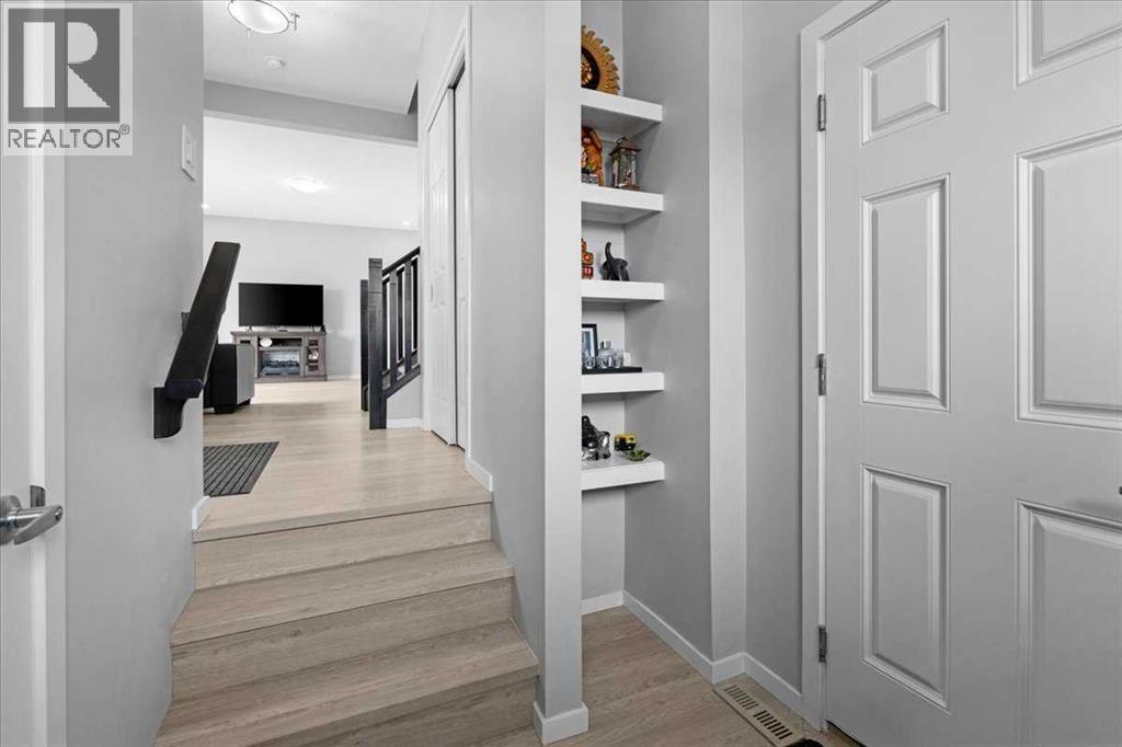 Photo 20 of 93 Yorkville Terrace Sw, Calgary AB