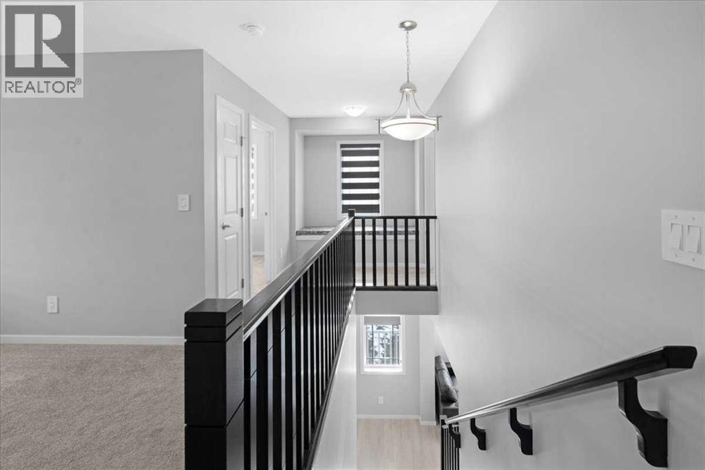 Photo 22 of 93 Yorkville Terrace Sw, Calgary AB