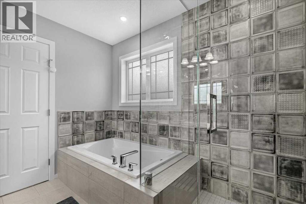 Photo 40 of 93 Yorkville Terrace Sw, Calgary AB