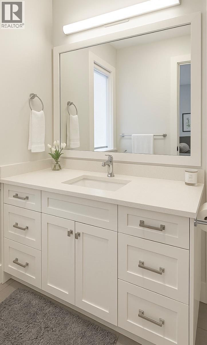 Photo 16 of 644 Lequime Road Unit 2, Kelowna BC