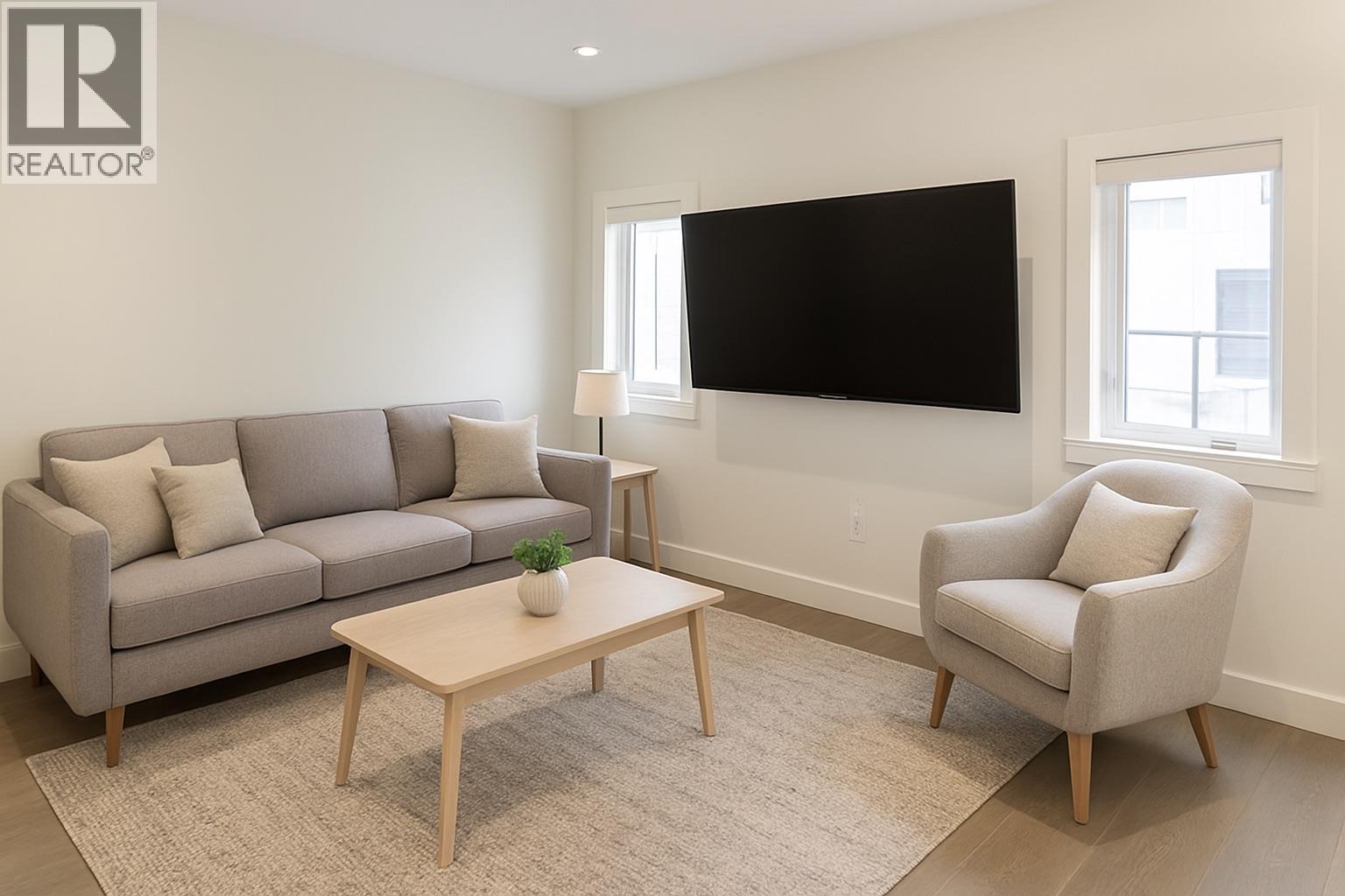Photo 4 of 644 Lequime Road Unit 2, Kelowna BC