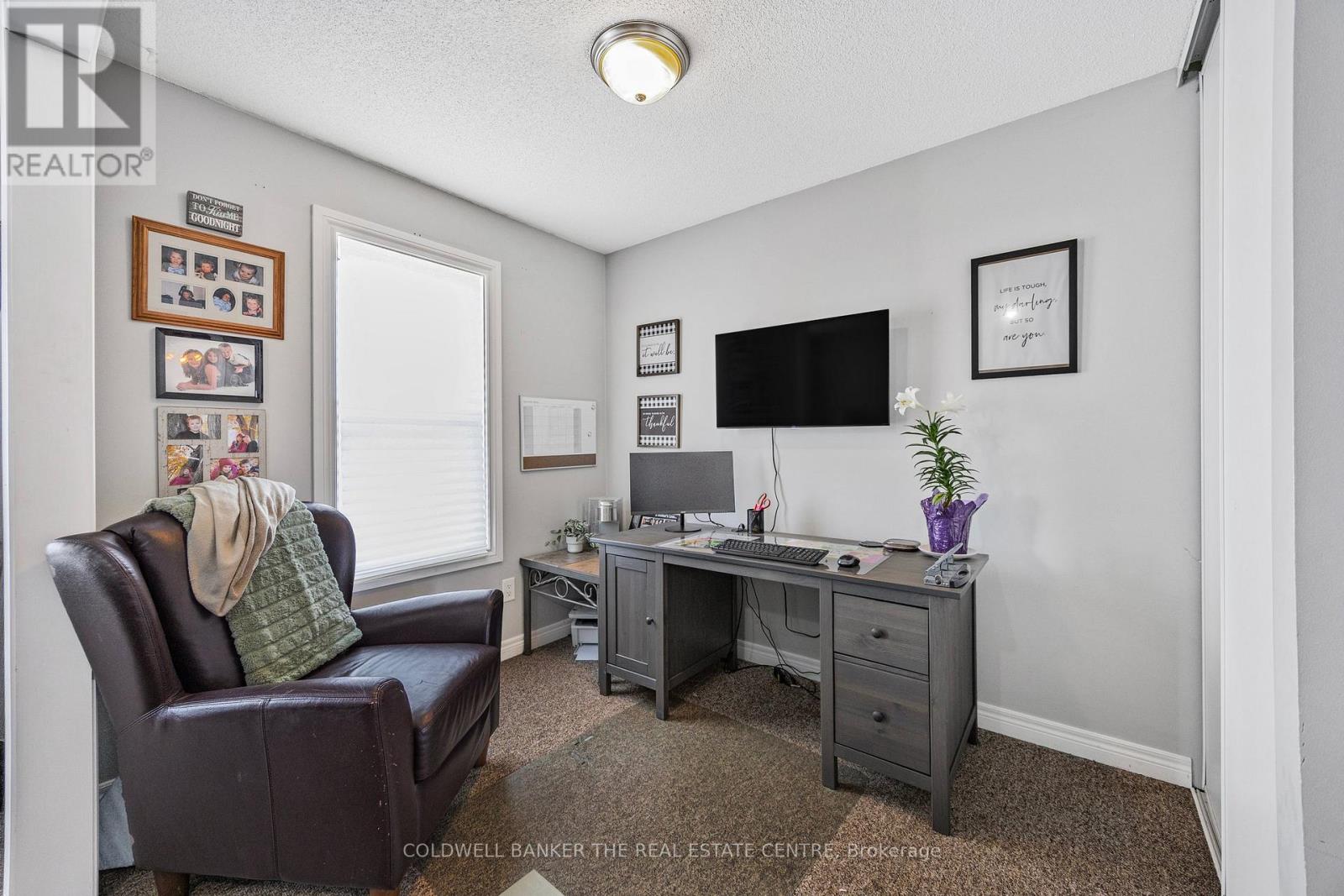Photo 31 of 10 234 Cundles Road E, Barrie ON