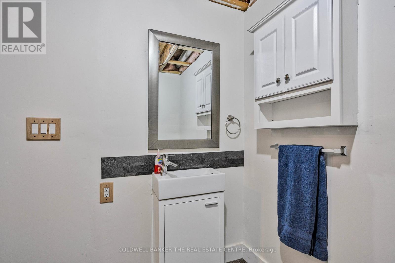 Photo 38 of 10 234 Cundles Road E, Barrie ON