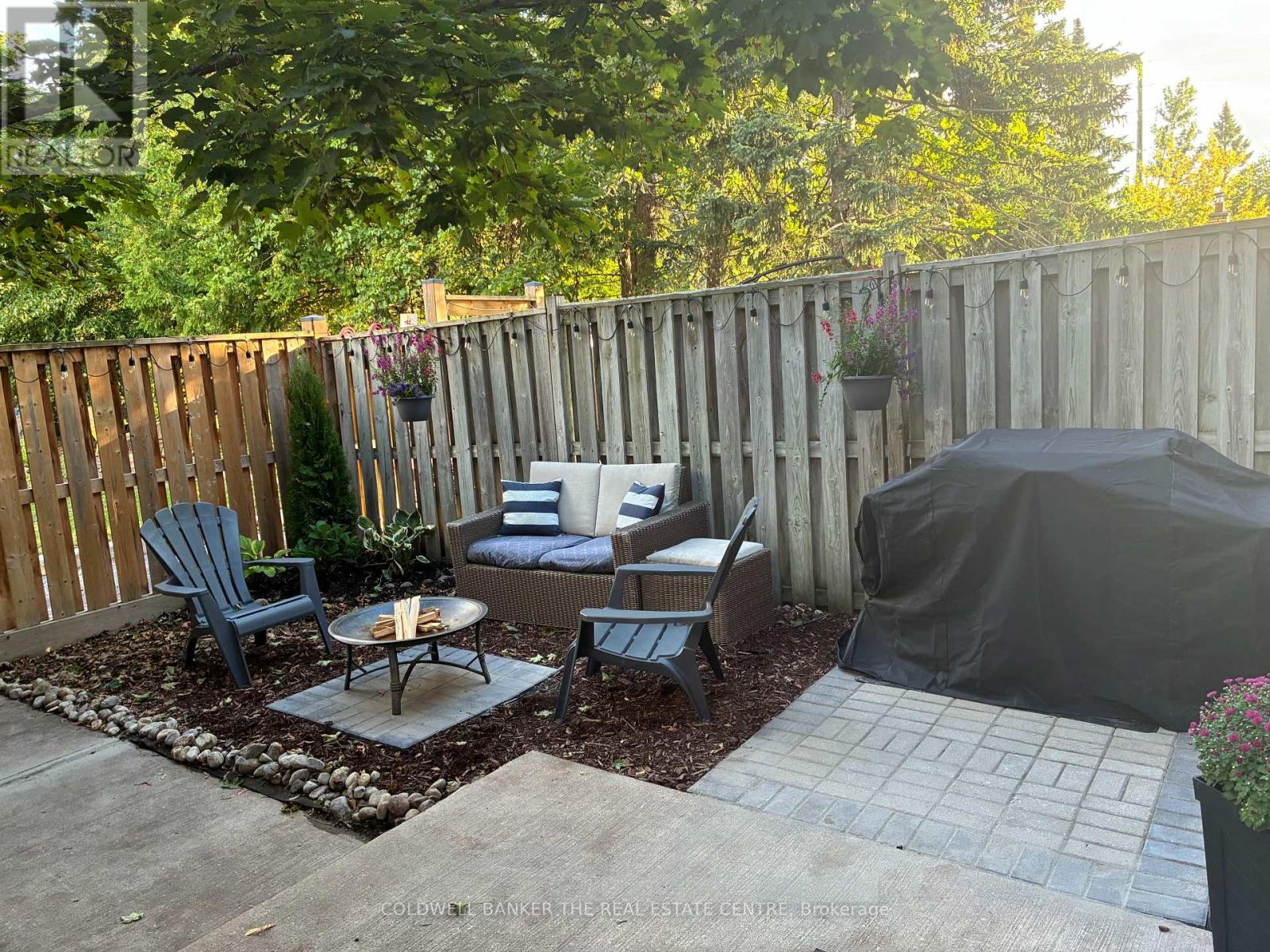 Photo 6 of 10 234 Cundles Road E, Barrie ON