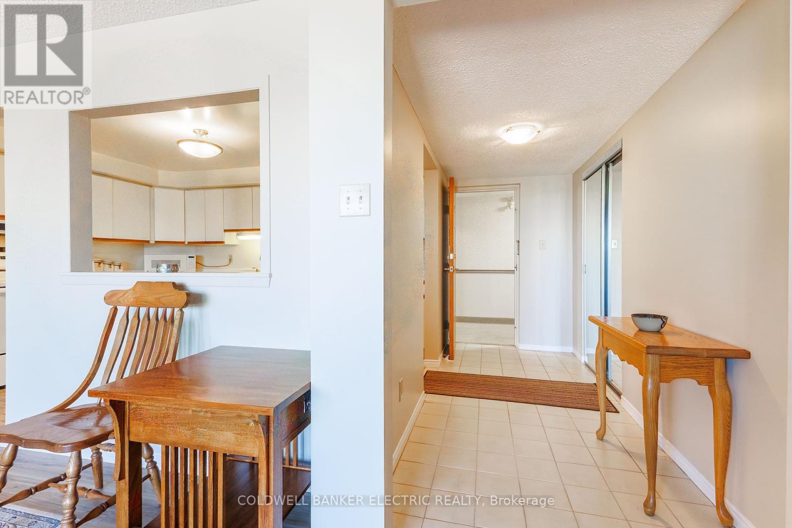 Photo 19 of 404 1 Queen Street, Cobourg ON