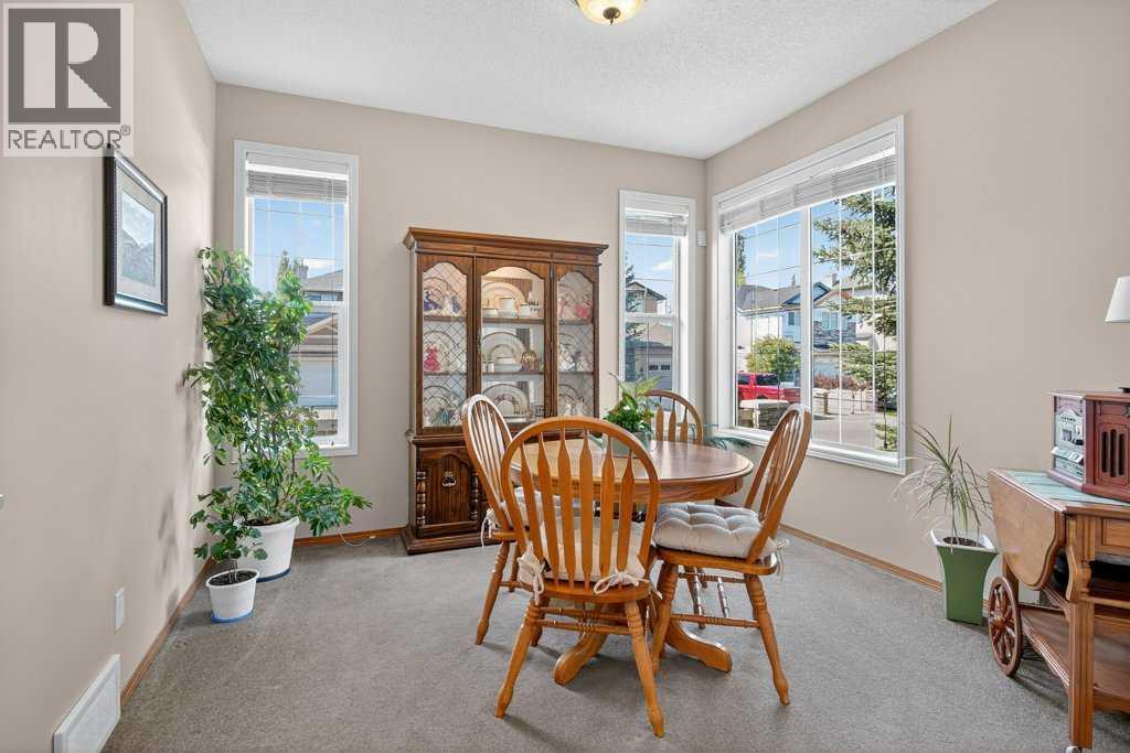 Photo 6 of 504 Panatella Court Nw, Calgary AB