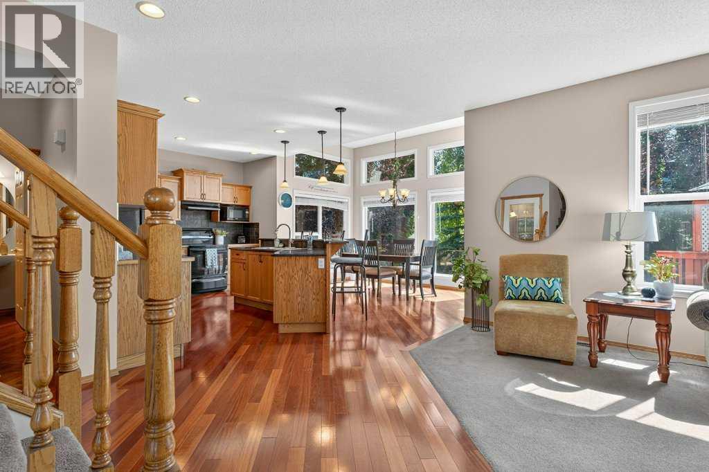 Photo 7 of 504 Panatella Court Nw, Calgary AB