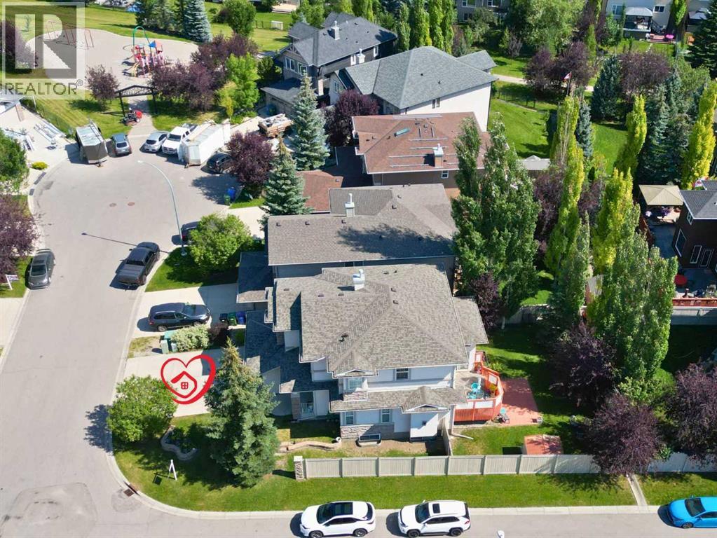 Photo 5 of 504 Panatella Court Nw, Calgary AB