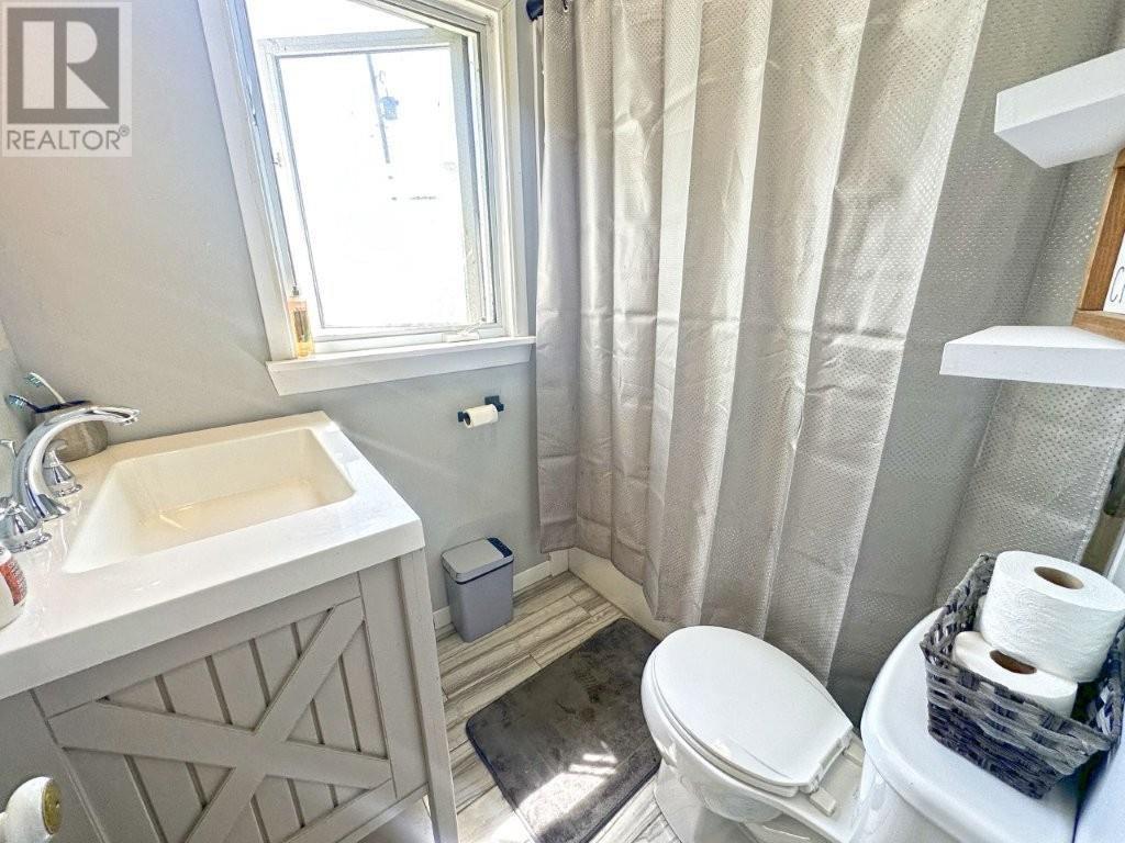Photo 27 of 66 Hudson Drive, Terrace Bay ON