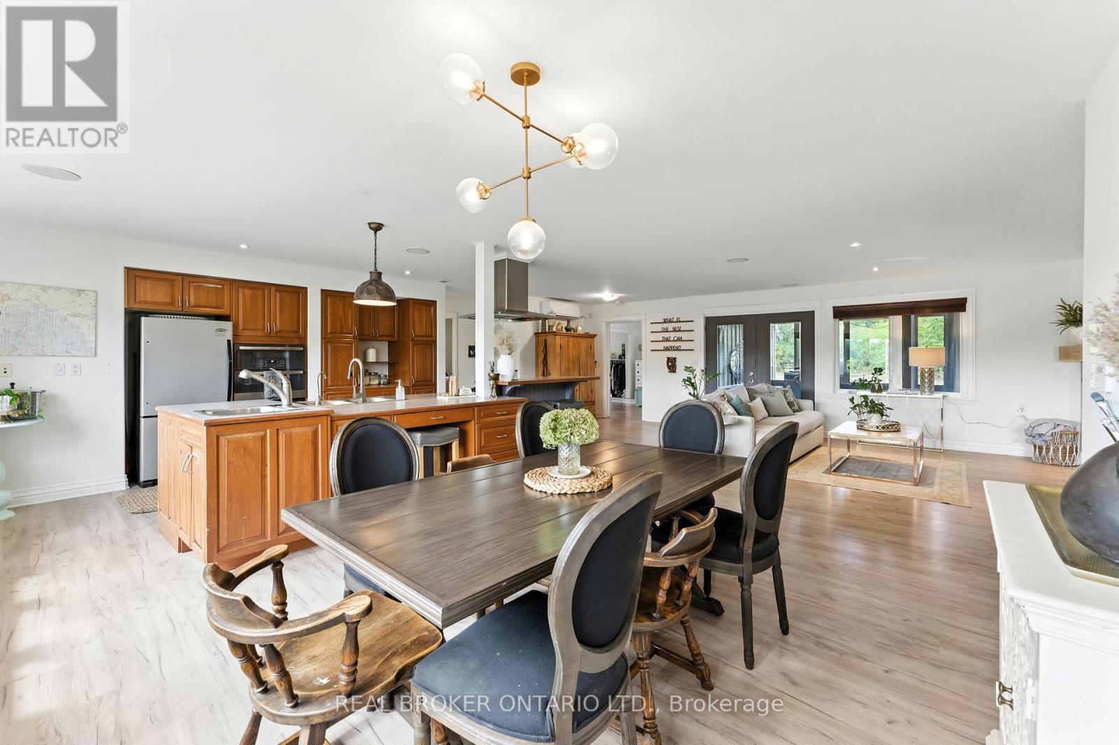 Photo 16 of 39 Cambridge Court, North Grenville ON