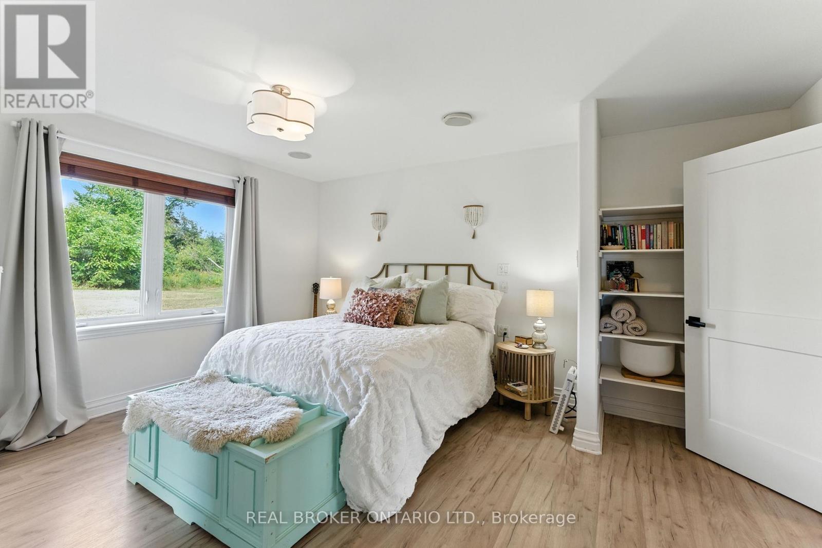 Photo 27 of 39 Cambridge Court, North Grenville ON