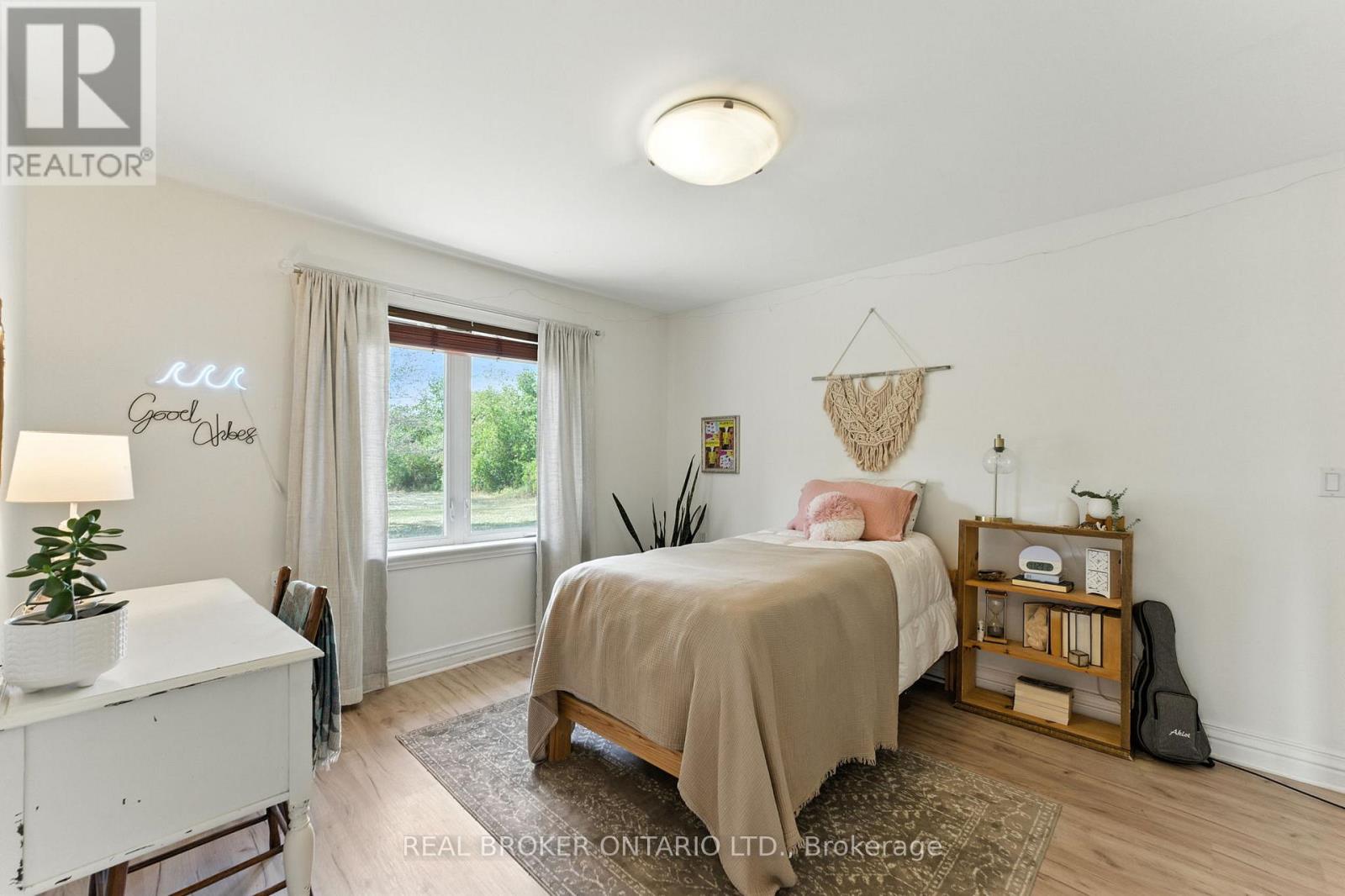 Photo 32 of 39 Cambridge Court, North Grenville ON