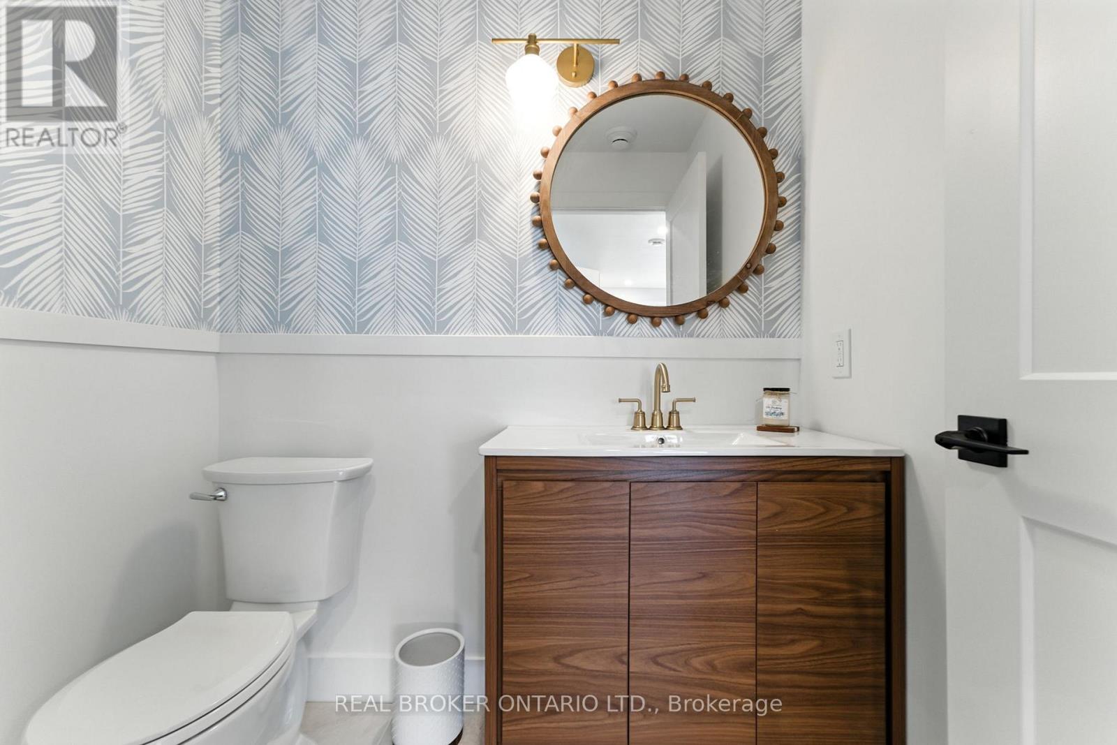 Photo 42 of 39 Cambridge Court, North Grenville ON