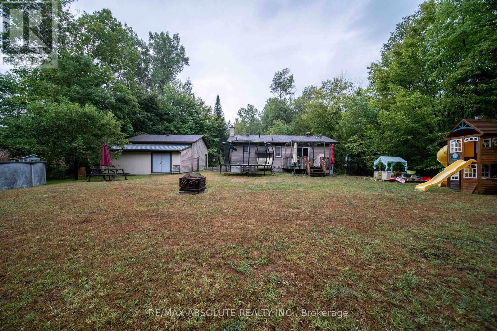 Photo 13 of 1127 Rollin Road, Clarencerockland ON