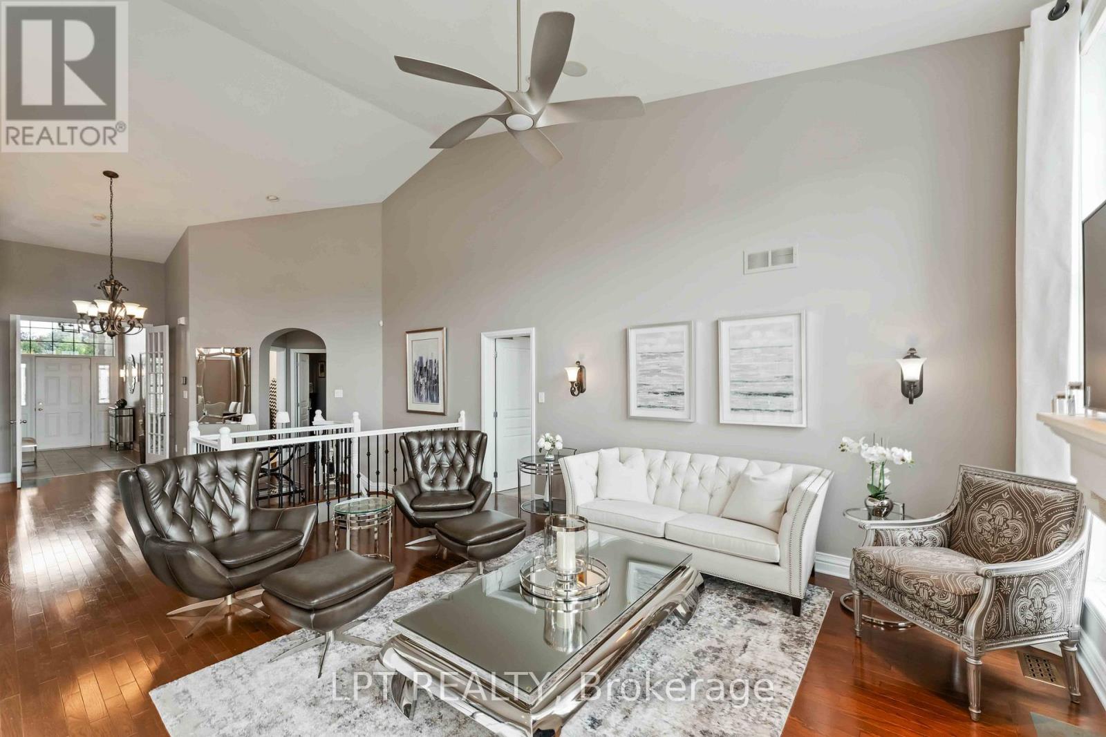 Photo 15 of 156 Riverstone Drive, Ottawa ON